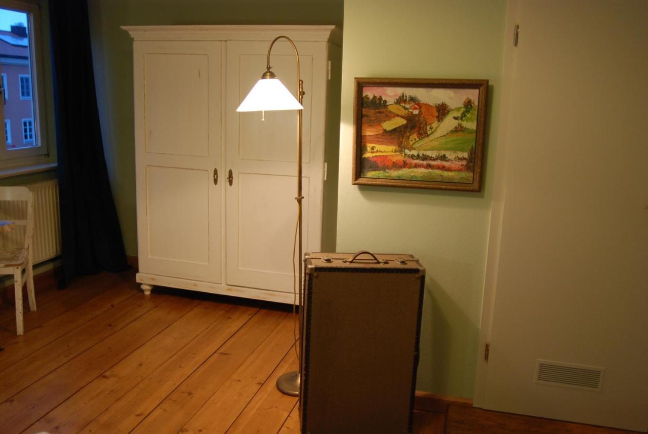 Gut Staudham Gasthof Und Events Hotell Wasserburg Exteriör bild