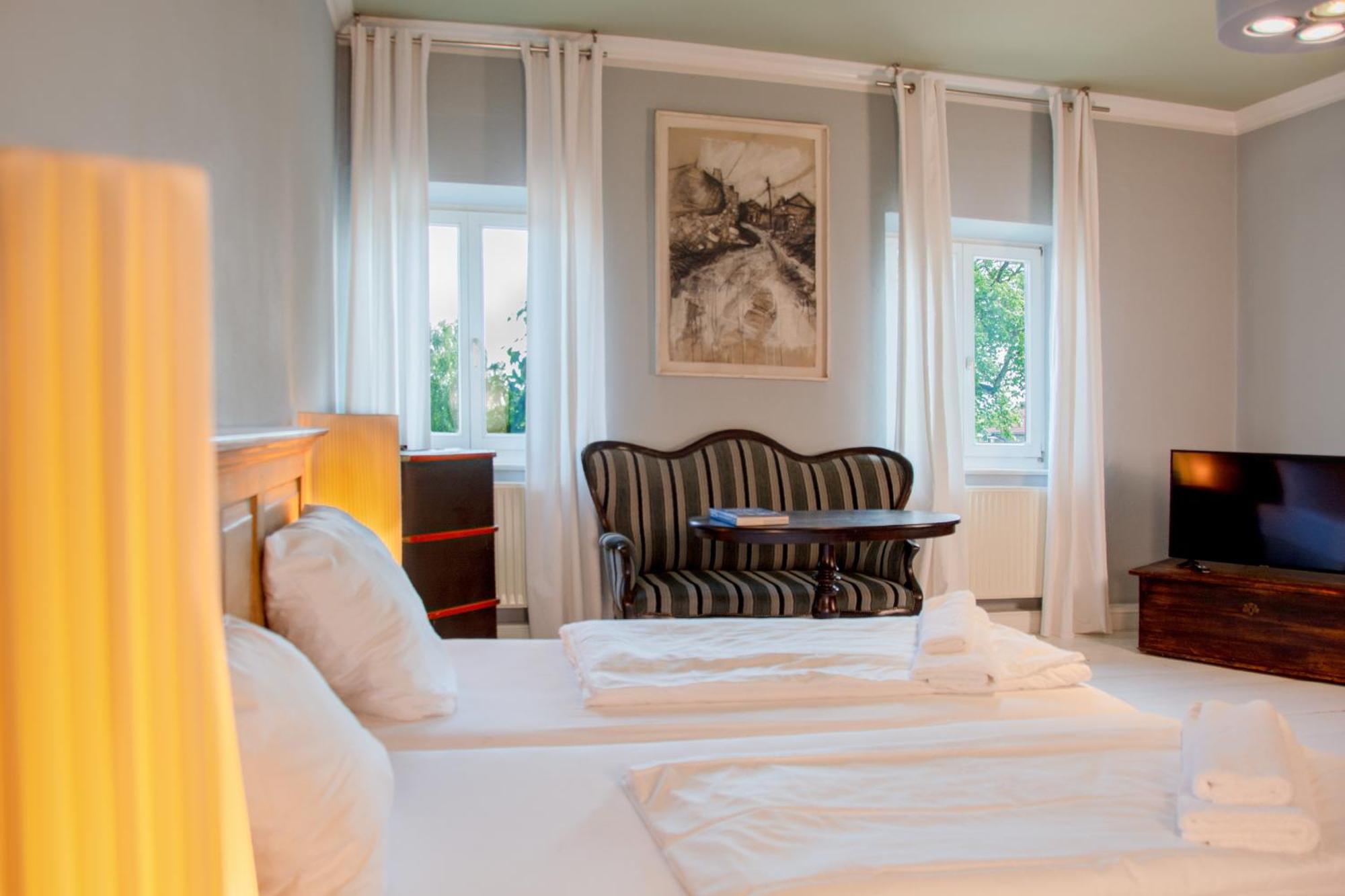 Gut Staudham Gasthof Und Events Hotell Wasserburg Exteriör bild